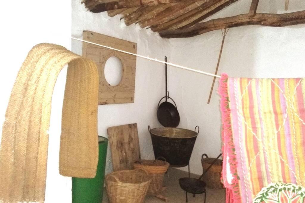 Casa típica de pueblo andaluz Villa Villanueva de San Juan Exterior foto